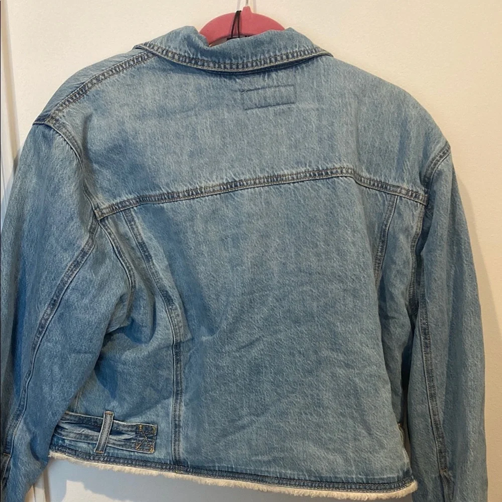 Blank NYC Blue Jean Jacket with Cream Lining - Picture 7 of 7